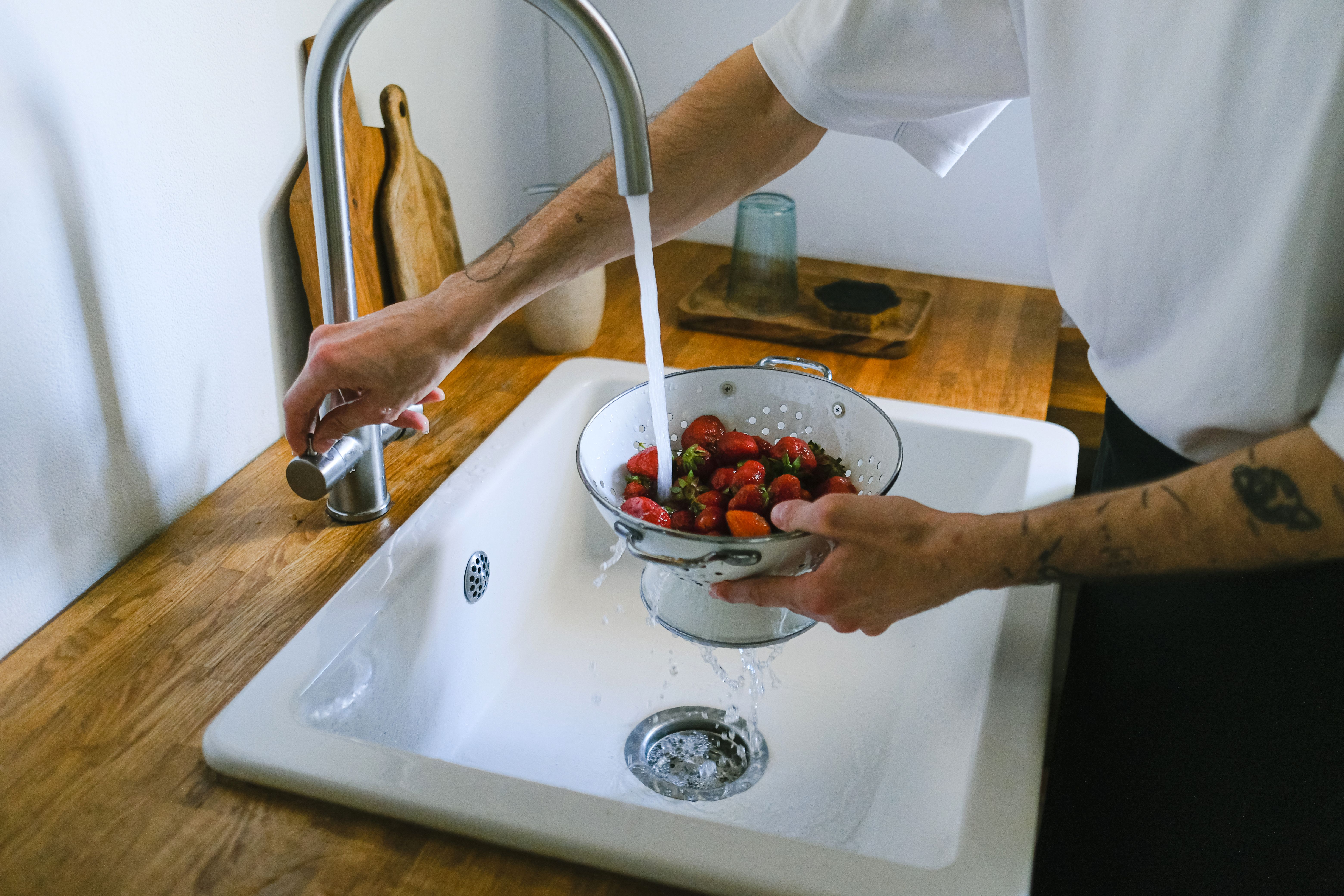 Under-Sink Water Filter — Water Filtration